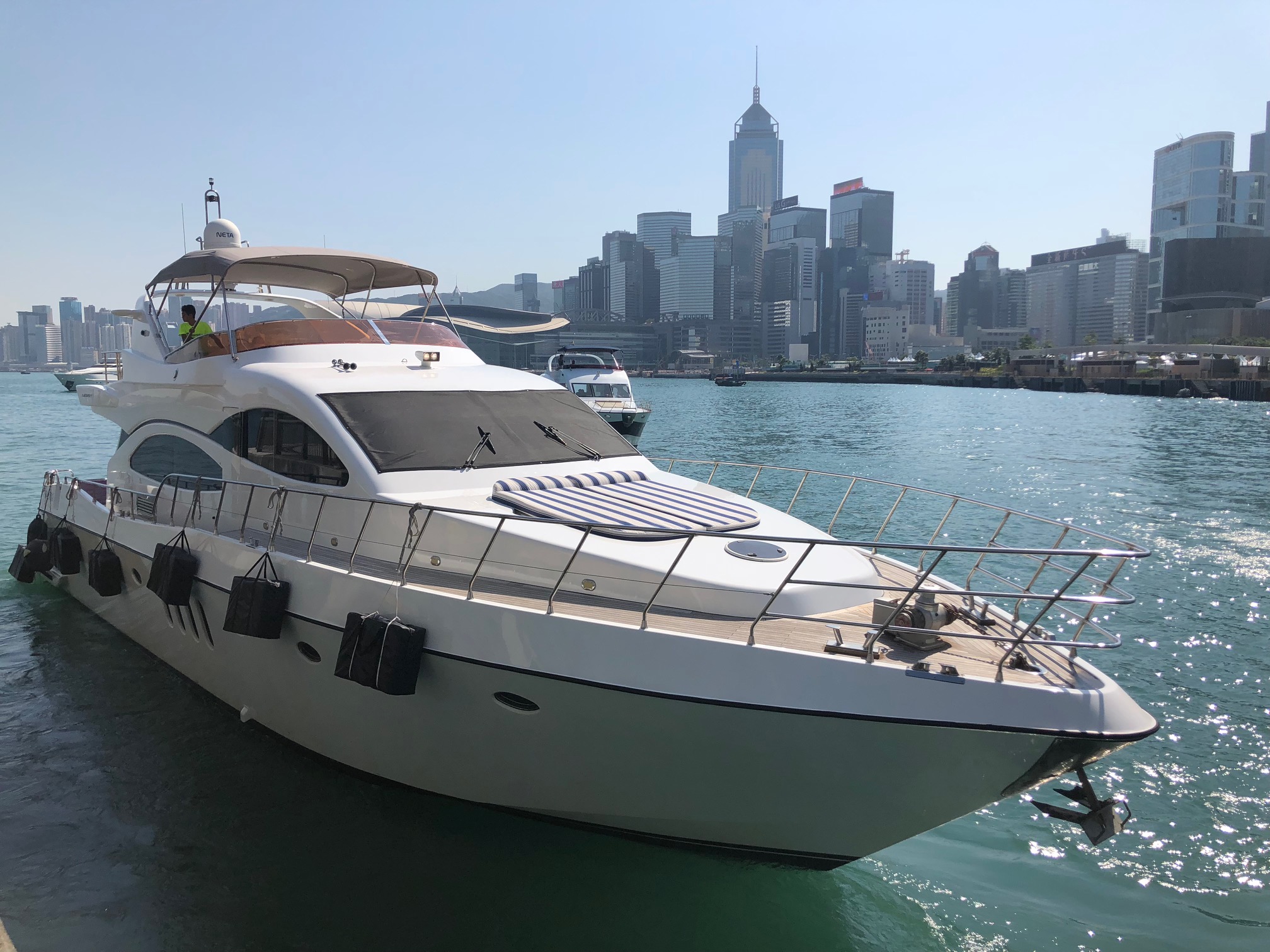 hong kong yacht hire